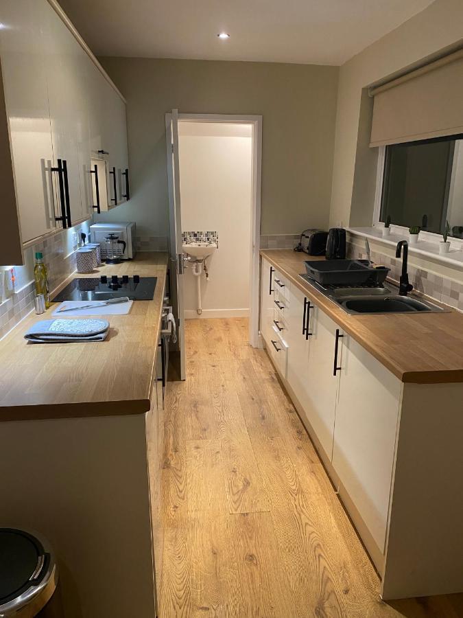 Thornton - Stylish 3 Bed Terraced House With Free Parking Villa Darlington  Dış mekan fotoğraf